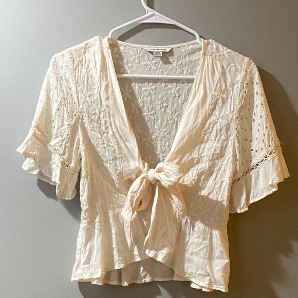 American Eagle cream tie front top - Picture 4 of 8